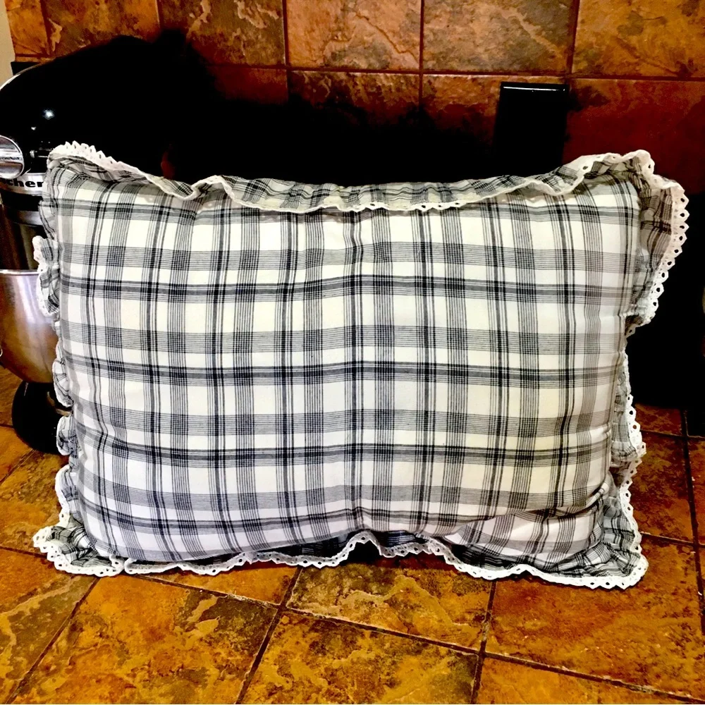 Farmhouse pillow decor ruffle window pane print cover cottage plaid ric …